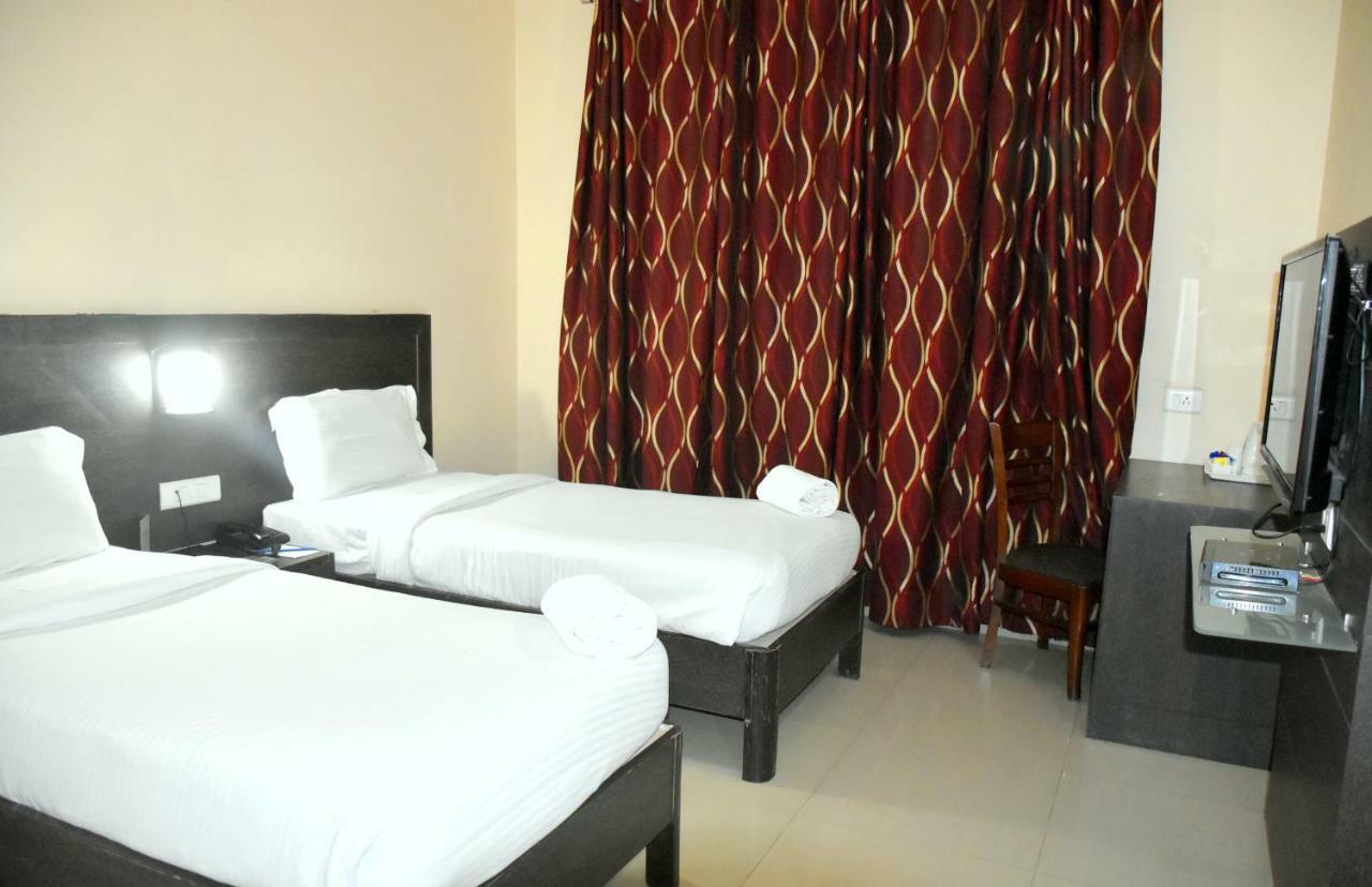 Hotel City Inn Varanasi Exterior foto